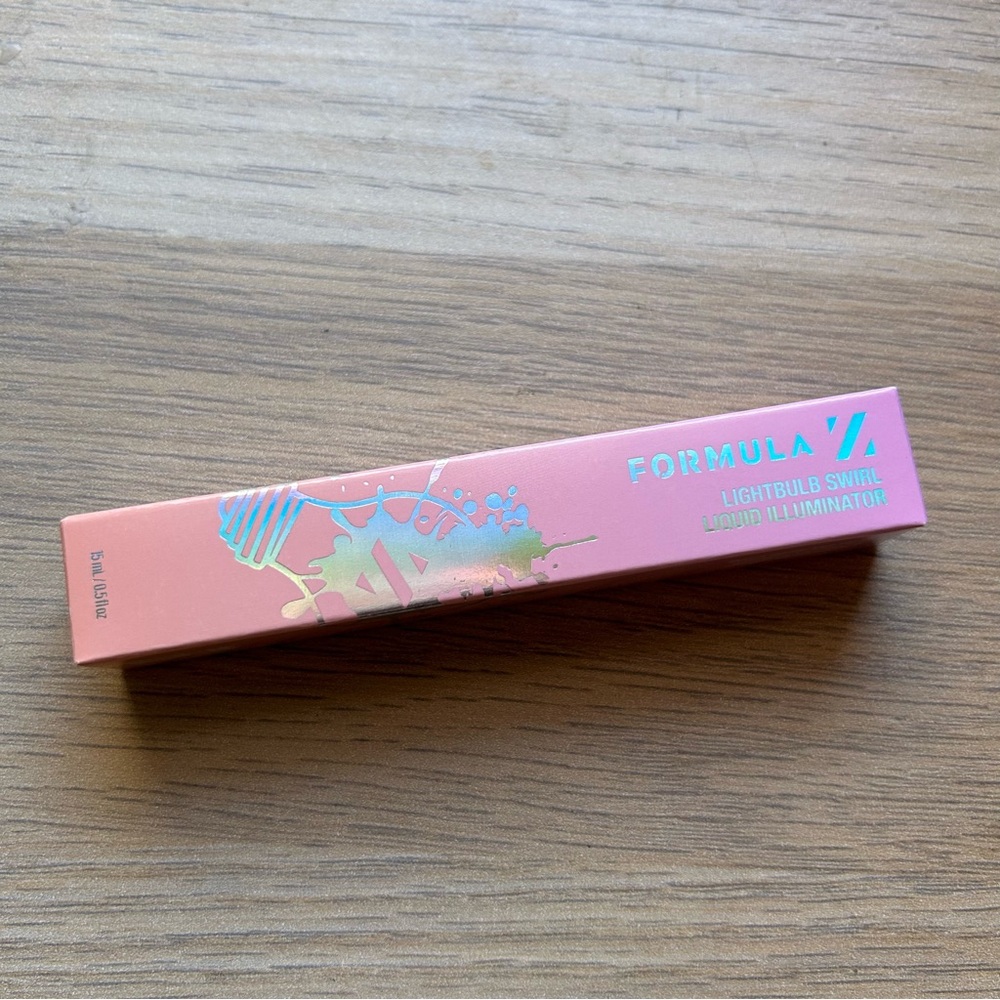 Formula Z | Lightbulb Swirl Liquid Illuminator | Shade: Major Vibes - Picture 5 of 5